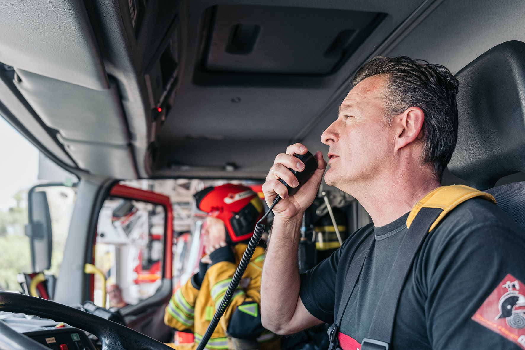 Ready for the forest campaign: when communication cannot fail